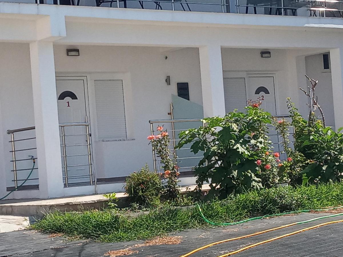 Villa Pandora يميناريا المظهر الخارجي الصورة